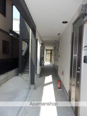 K&Y寺塚の玄関写真