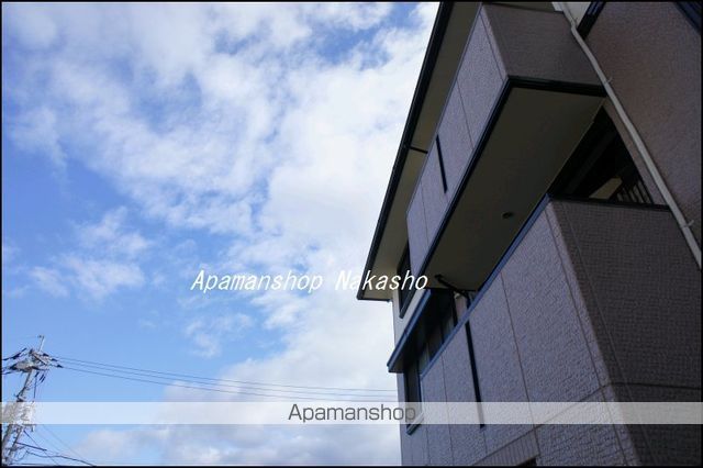 ハイカムールウエストリバー A棟の外観写真