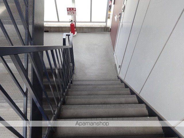 ルミナス与力の玄関写真