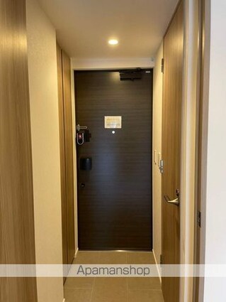 東京都新宿区水道町[1LDK/33.3m2]の玄関