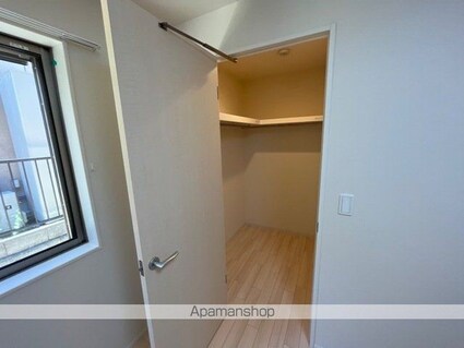 フロンティア[1LDK/47.27m2]の収納