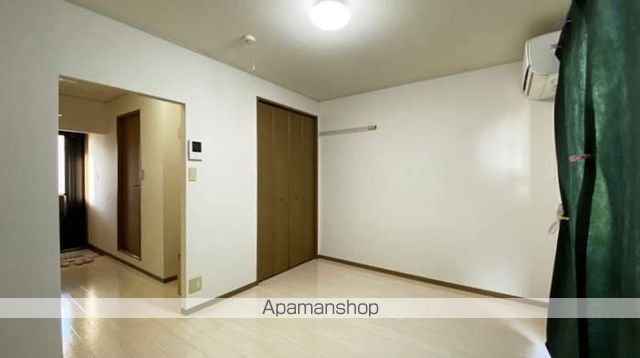 パティオ翼の内装写真