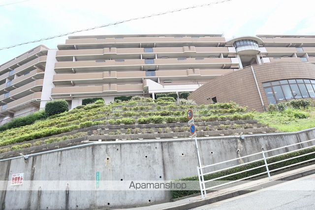 メゾンモンブラン富野台・壱番館C棟の外観写真