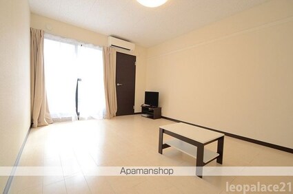 レオネクストルミエール[1K/31.62m2]のリビング・居間2