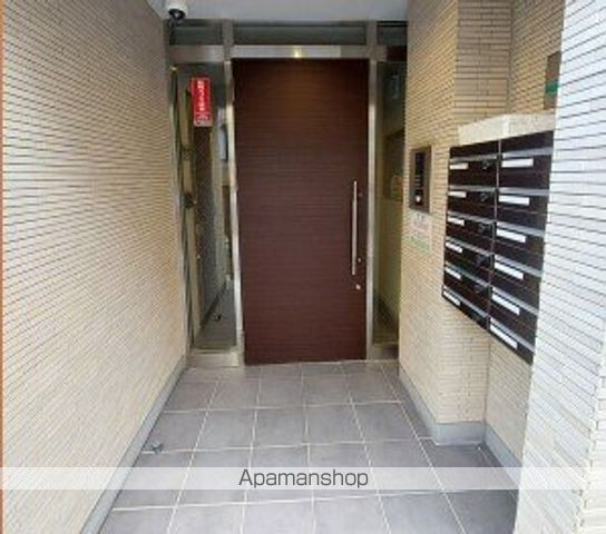 LALA神泉の玄関写真