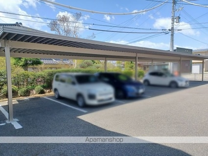 Ｂｒａｎｃｈｅ　ＭＩＹＡＳＨＩＴＡ　Ａ棟[2LDK/74.52m2]の駐車場2