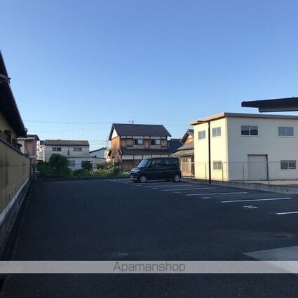 シェソワポプリ[2DK/49.06m2]の駐車場1