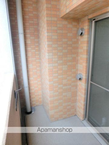 クラウンハイム北心斎橋フラワーコートの内装写真