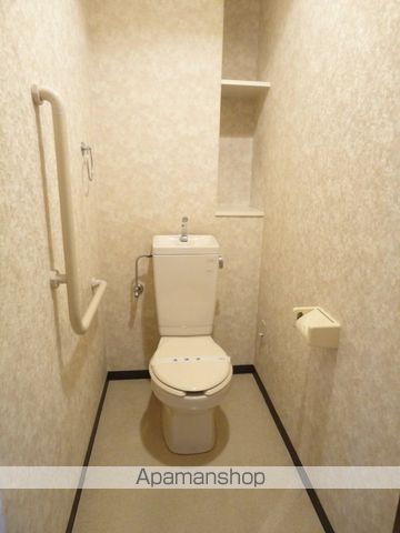 フォレスタ育和の内装写真