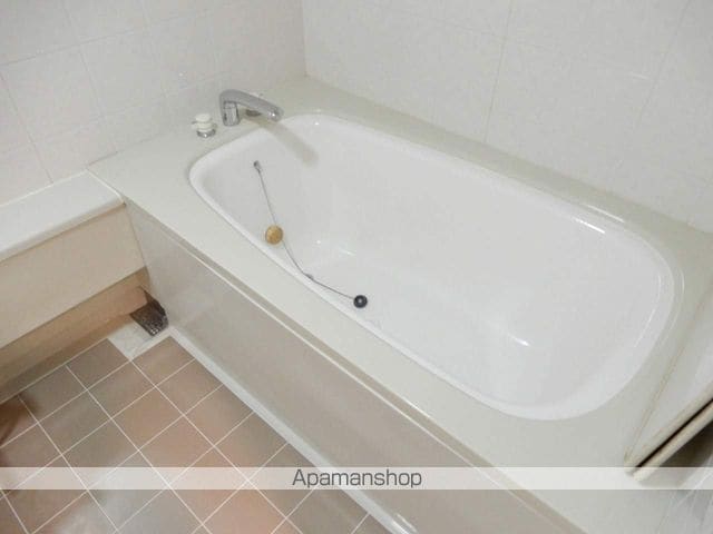 エルミタージュユリの内装写真