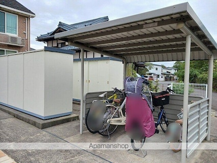 トレフル　Ｊ[2LDK/60.75m2]の共用部