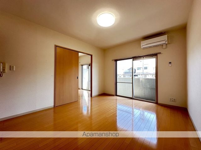 JRBハイツ室積の内装写真