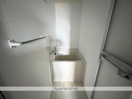 コーポ平方湖岸[2K/33m2]のバス