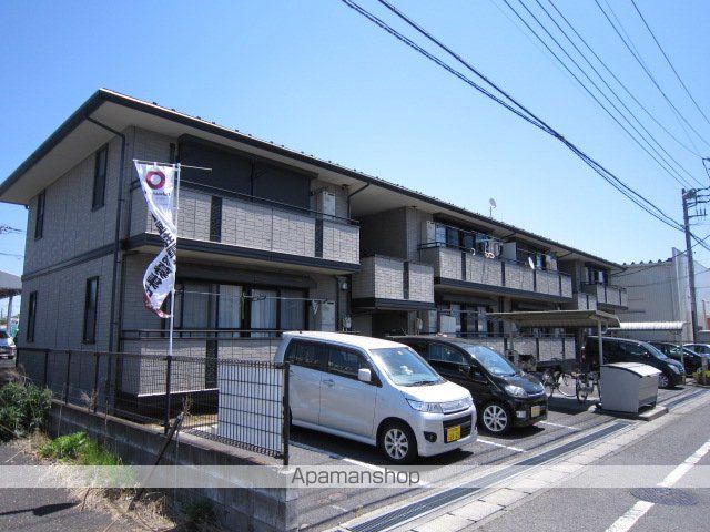 コゥジィーコートの外観写真