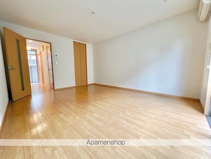 エスティアール１６　Ⅰ・Ⅱ[1K/30.39m2]のリビング・居間