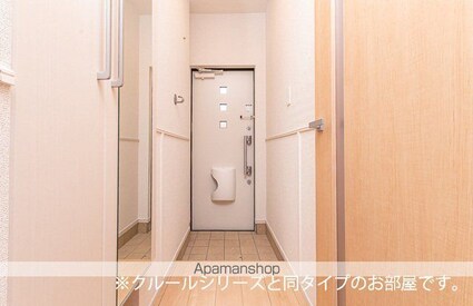 ローレル　Ａ[1LDK/43.61m2]の玄関