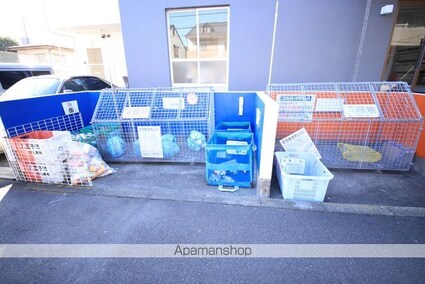 アヴァンセ南大沢[1K/20.62m2]の共用部2