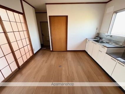 メゾン八幡[3DK/58m2]のリビング・居間