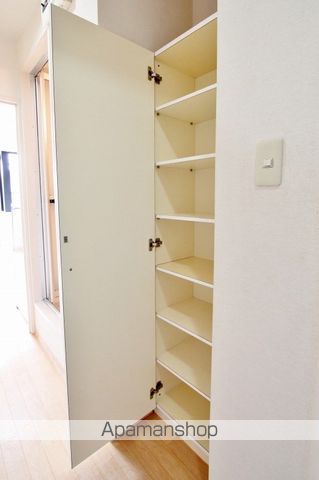 リジョイスの内装写真