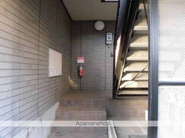 アヴェニール幸 Aの玄関写真