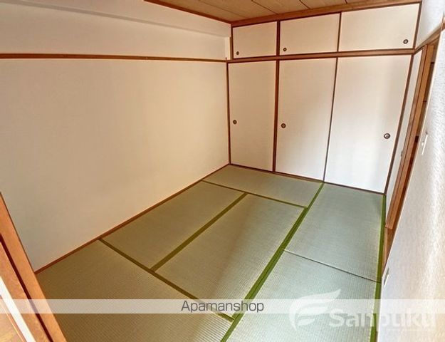 ジョイフルプラザ高岡壱番館 101号の内装写真
