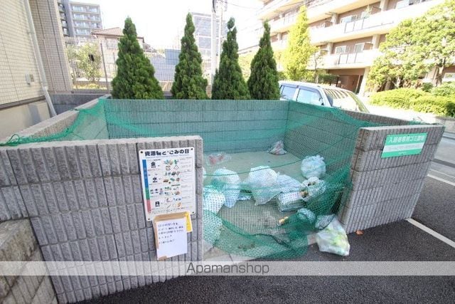 GENOVIA原木中山の内装写真