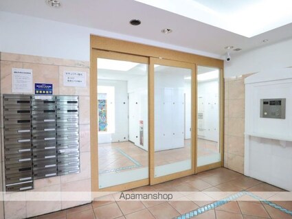 サンステージ泉[1DK/35.2m2]のエントランス