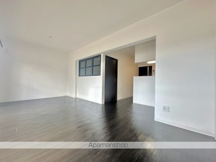 滋賀県東近江市中小路町[2LDK/59.36m2]の内装1