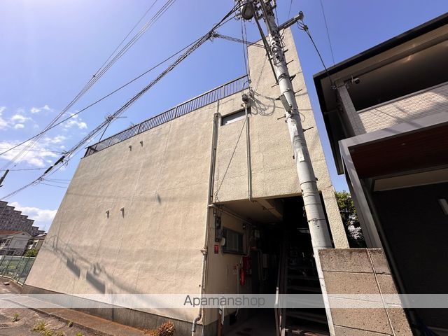 石橋マンションの外観写真