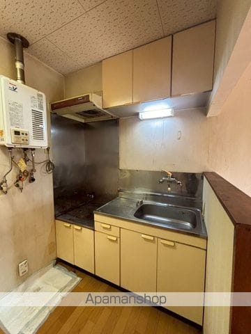 イーグル311の内装写真