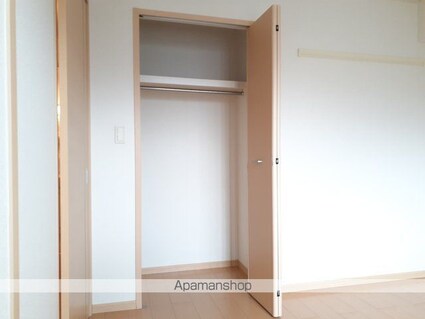 山梨県笛吹市石和町広瀬[2LDK/53.81m2]の収納