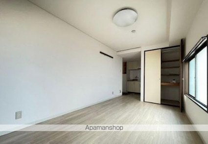 ドルフ３[1R/21m2]のリビング・居間