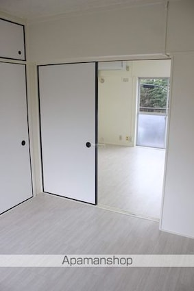 ヴィラナリー本郷２[1LDK/38.46m2]の共用部1