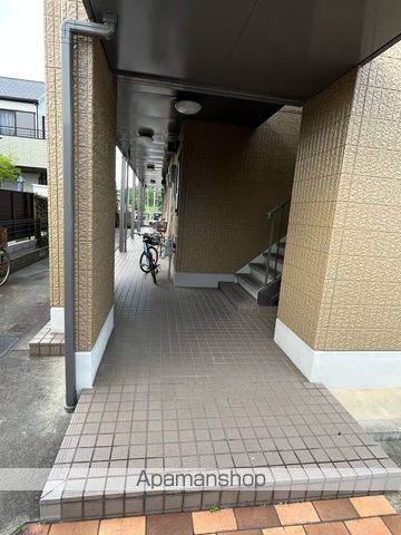 グリーンヒルズ西之町の玄関写真