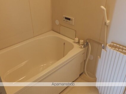 ホワイトヒルズ山陽　Ｂ棟[3LDK/66.81m2]のバス