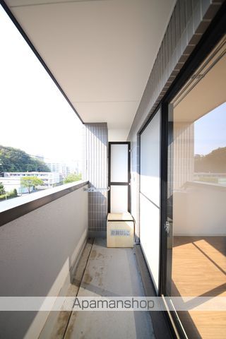クレセントヒルズの内装写真