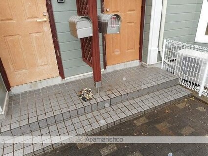 茨城県鹿嶋市宮中７丁目[2DK/46.06m2]のエントランス