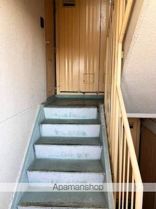 梅ヶ丘マンション[2LDK/46.68m2]のエントランス1