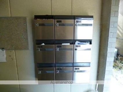 ローレル三ツ輪[1R/20.52m2]の外観5