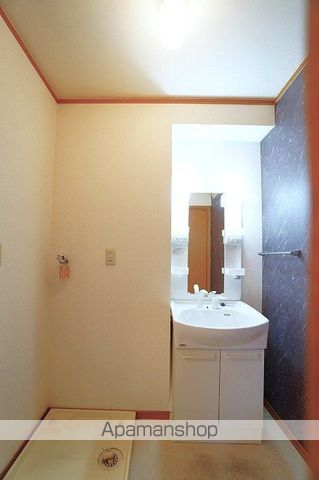 中島ベイコートAの内装写真