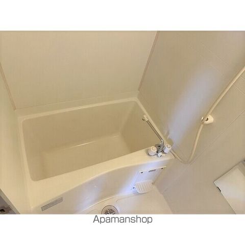 SURPLUSタカハシAの内装写真