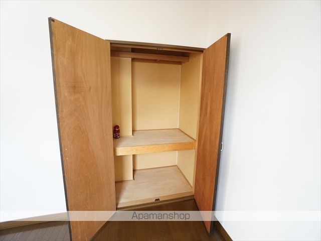 レジデンス桑井IIの内装写真