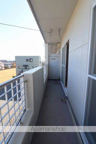 L LOUISE松坂の内装写真