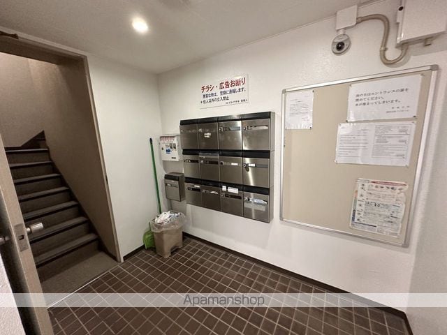 ソレイユイワサキの玄関写真