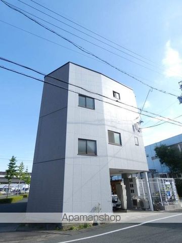 東伊場マンションの外観写真