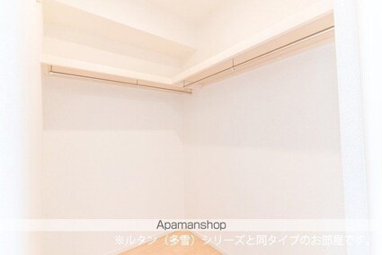 ジェイ　エスⅠ[2LDK/58.43m2]の収納