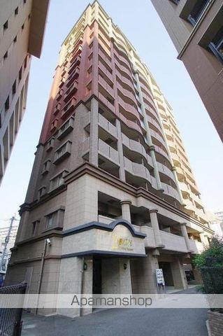 CAVANA天神の玄関写真