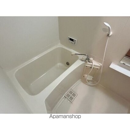 ファミーユ新村Ａ[1LDK/40.57m2]のバス