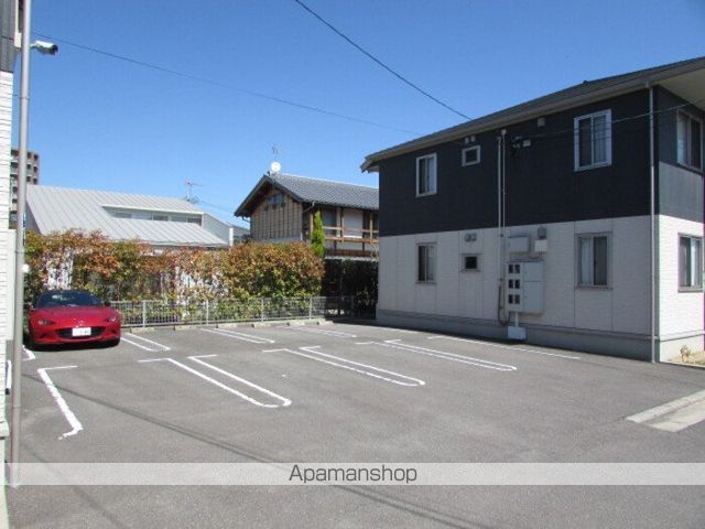 プルミ・エール A棟の外観写真