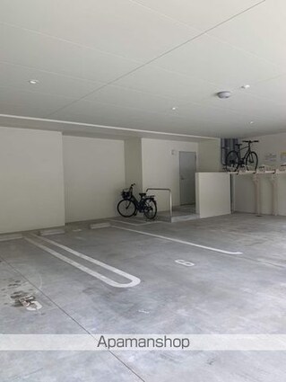 Ｌｉｖｅ　Ｃａｓａ県庁前[1K/22.19m2]の駐車場